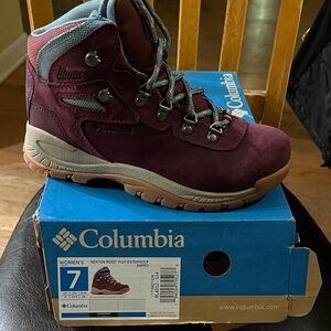 Columbia Women's Burgundy and Tan Hiking Boot